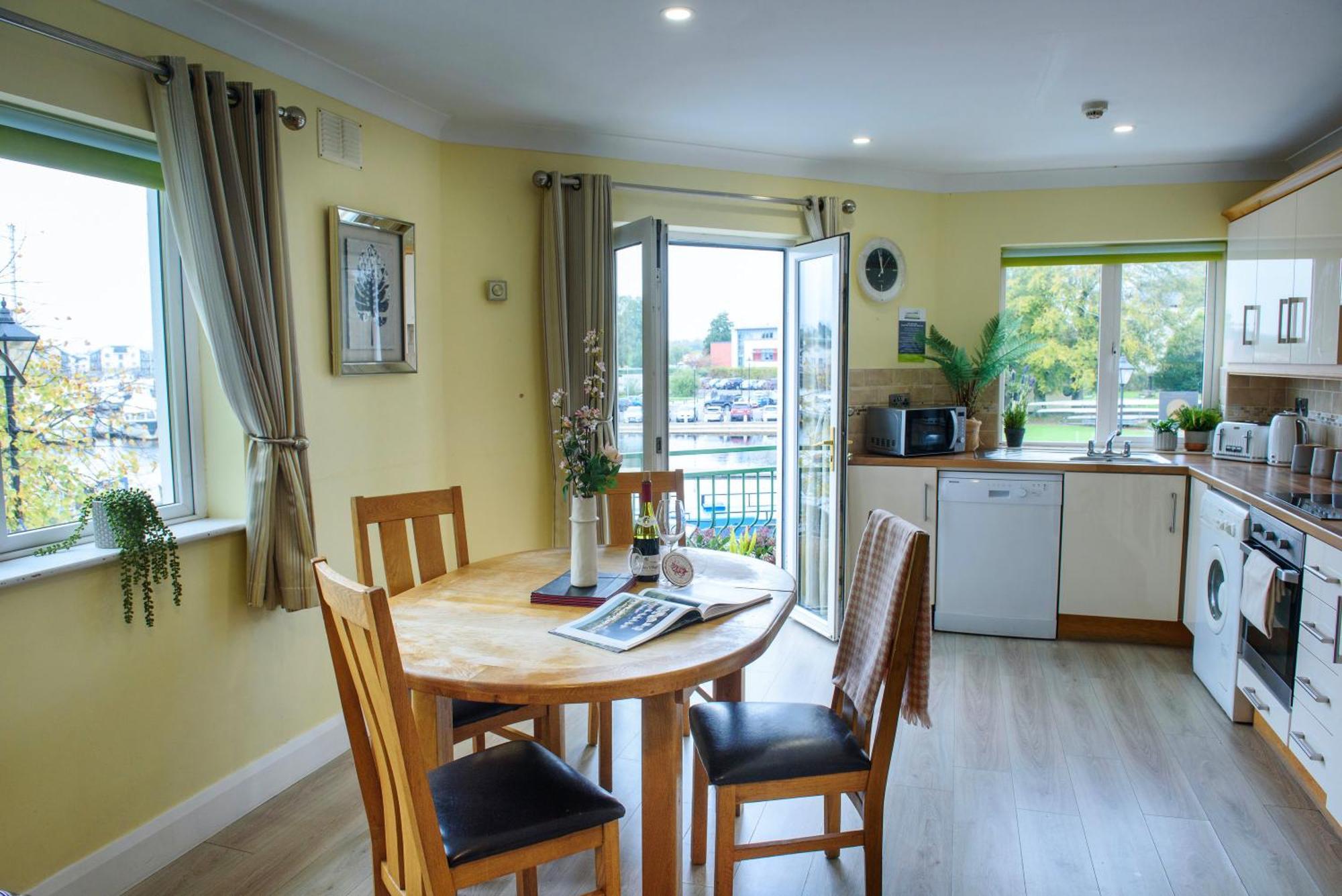 Waterfront Self Catering Houses Carrick-on-Shannon Ngoại thất bức ảnh